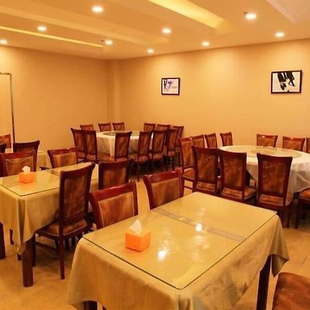 Greentree Inn Beijing East Yizhuang District Second Kechuang Street Express Hotel מראה חיצוני תמונה