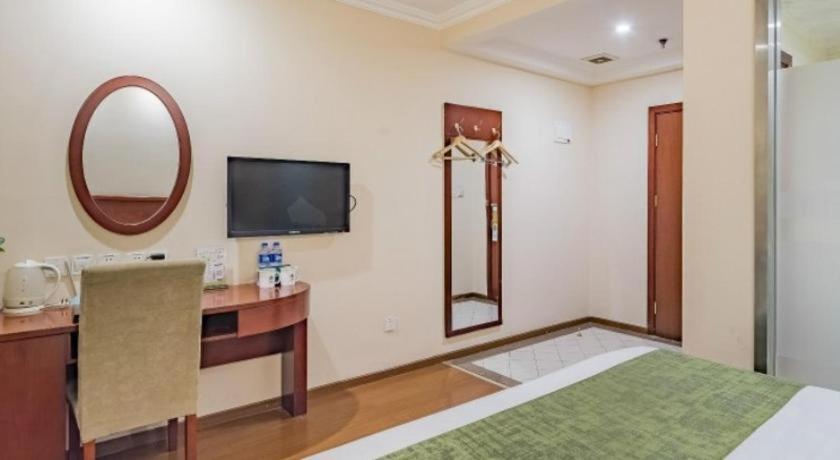 Greentree Inn Beijing East Yizhuang District Second Kechuang Street Express Hotel מראה חיצוני תמונה