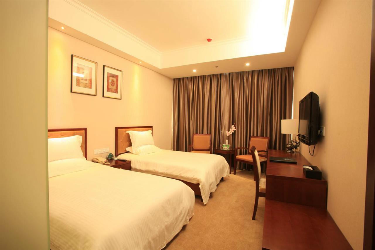 Greentree Inn Beijing East Yizhuang District Second Kechuang Street Express Hotel מראה חיצוני תמונה